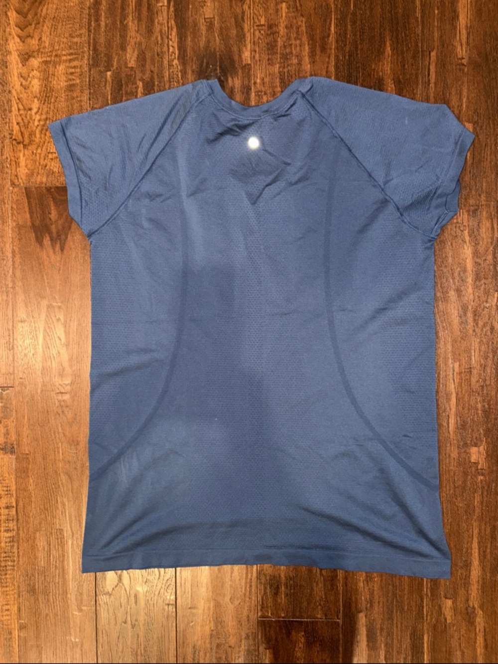 lululemon athletica Swiftly Tech Short Sleeve Tech 2.0 Hip Length - Picture 2 of 4